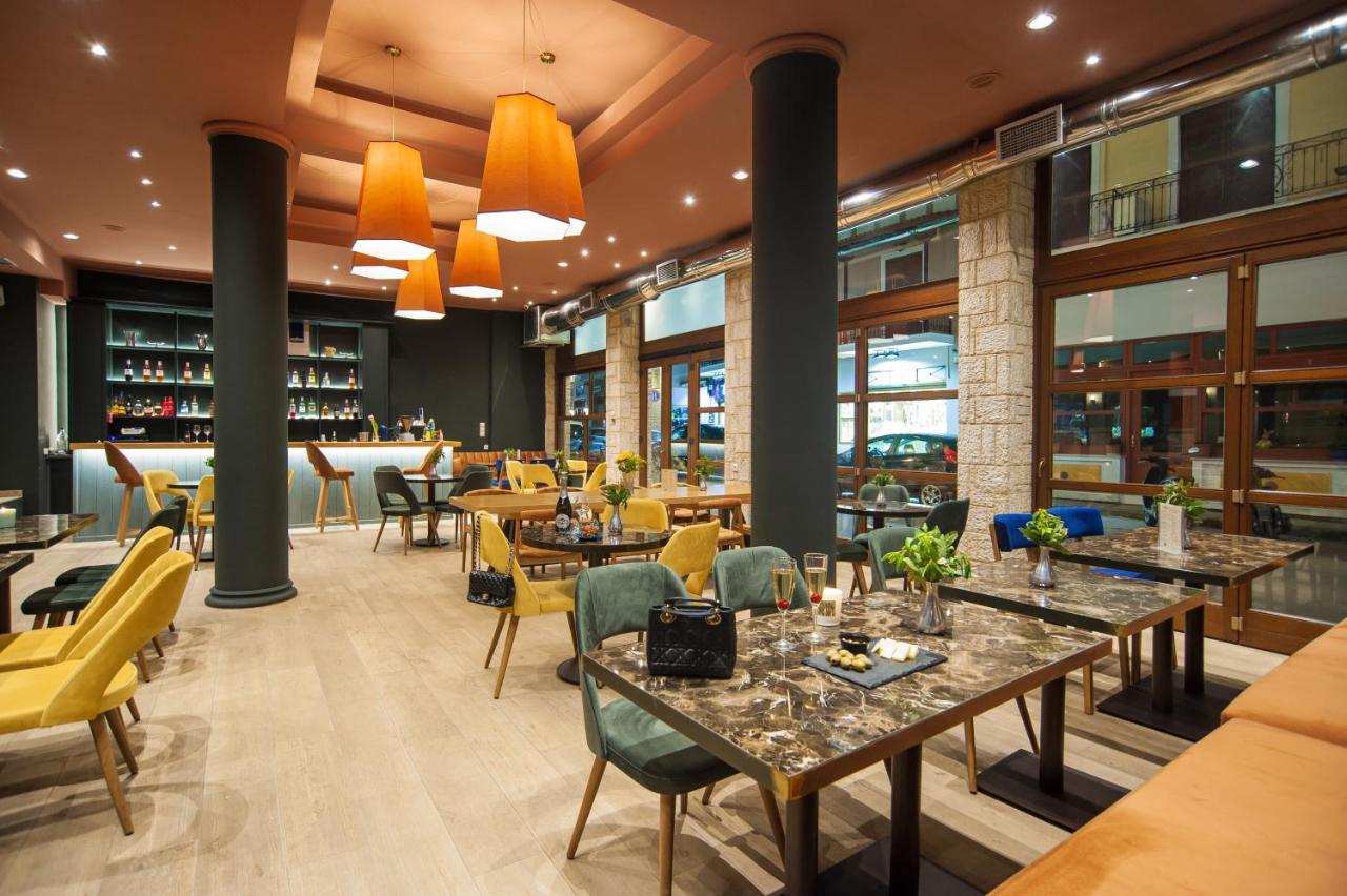 Parnassos Hotel 3*